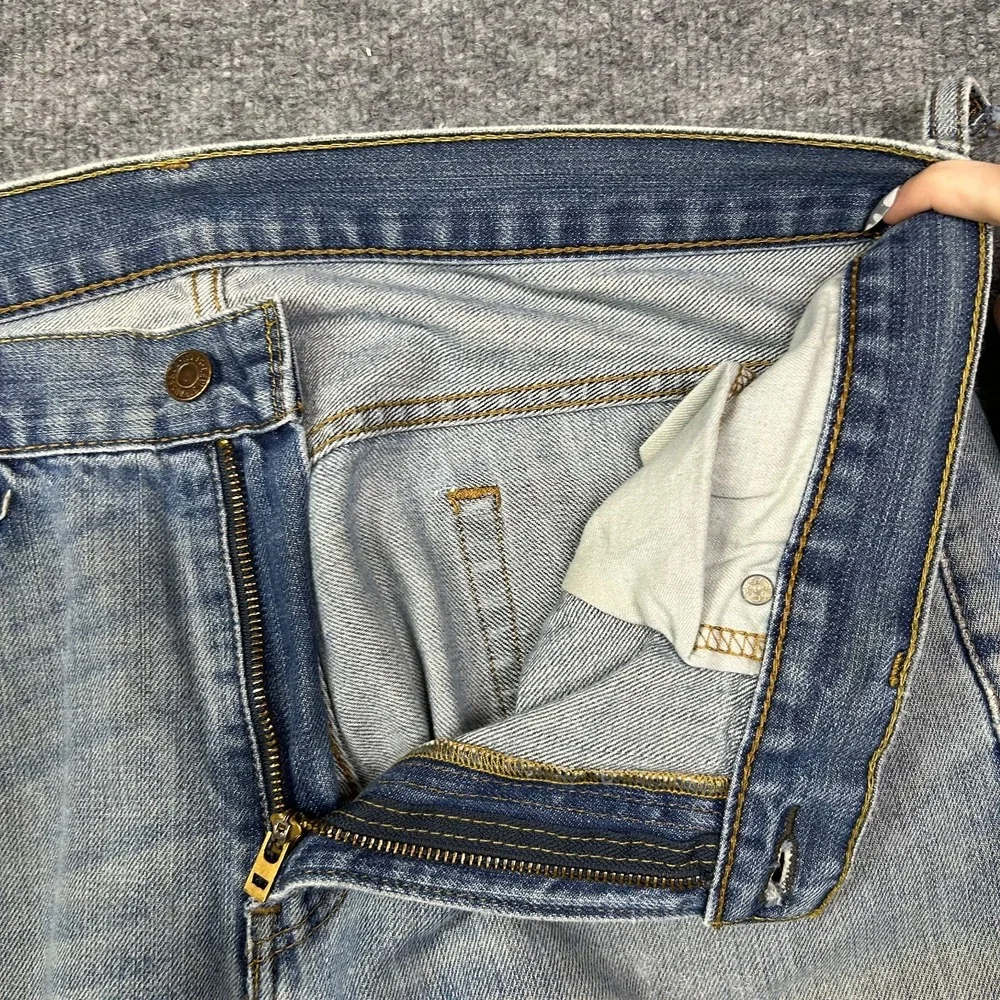 Levi's Jeans Men's Light Blue Denim Distressed Straight Fit Zip Fly - 35X32.5